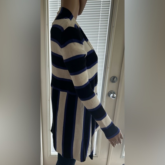 RXB - Picture 2 of 3